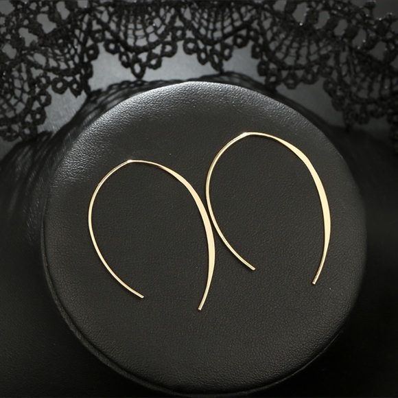 Jewelry - Gold Upside Down ‘U’ Ear Wire Earrings